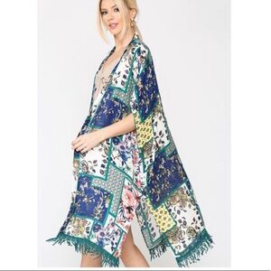 Blu Heaven Kimono Women’s 𝅺Paisley Floral Patchwork NWT Fringe Boho Festival